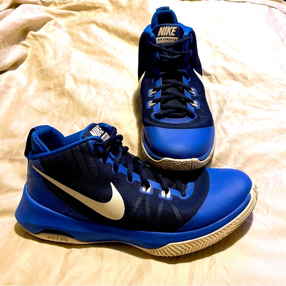 Nike Air Versatile Basketball Shoes Size US 10 main image 6